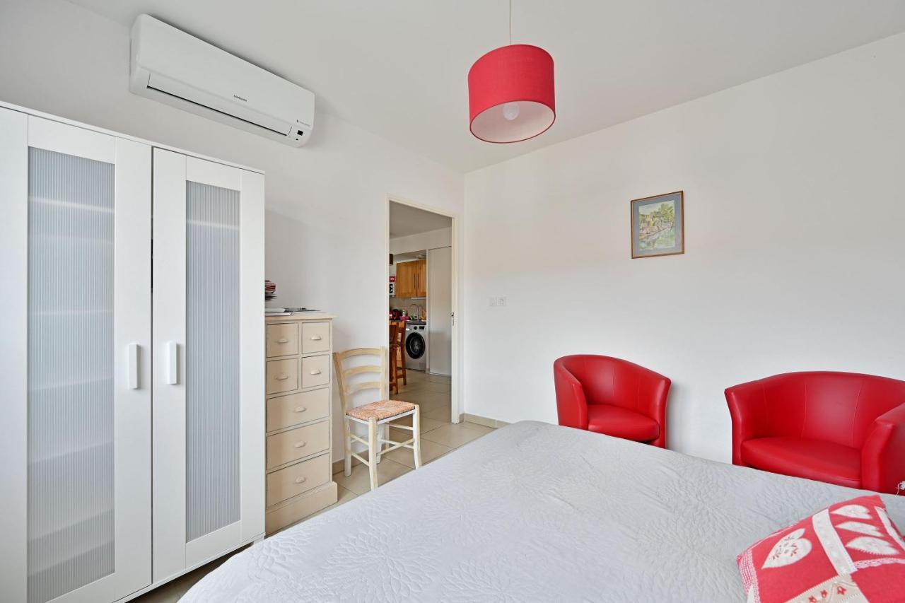 Апартаменты Ilot Coquelicot - Parking Gratuit Securise - Ac Clim - Ascenseur - Balcon Л'Иль-сюр-ла-Сорг Экстерьер фото